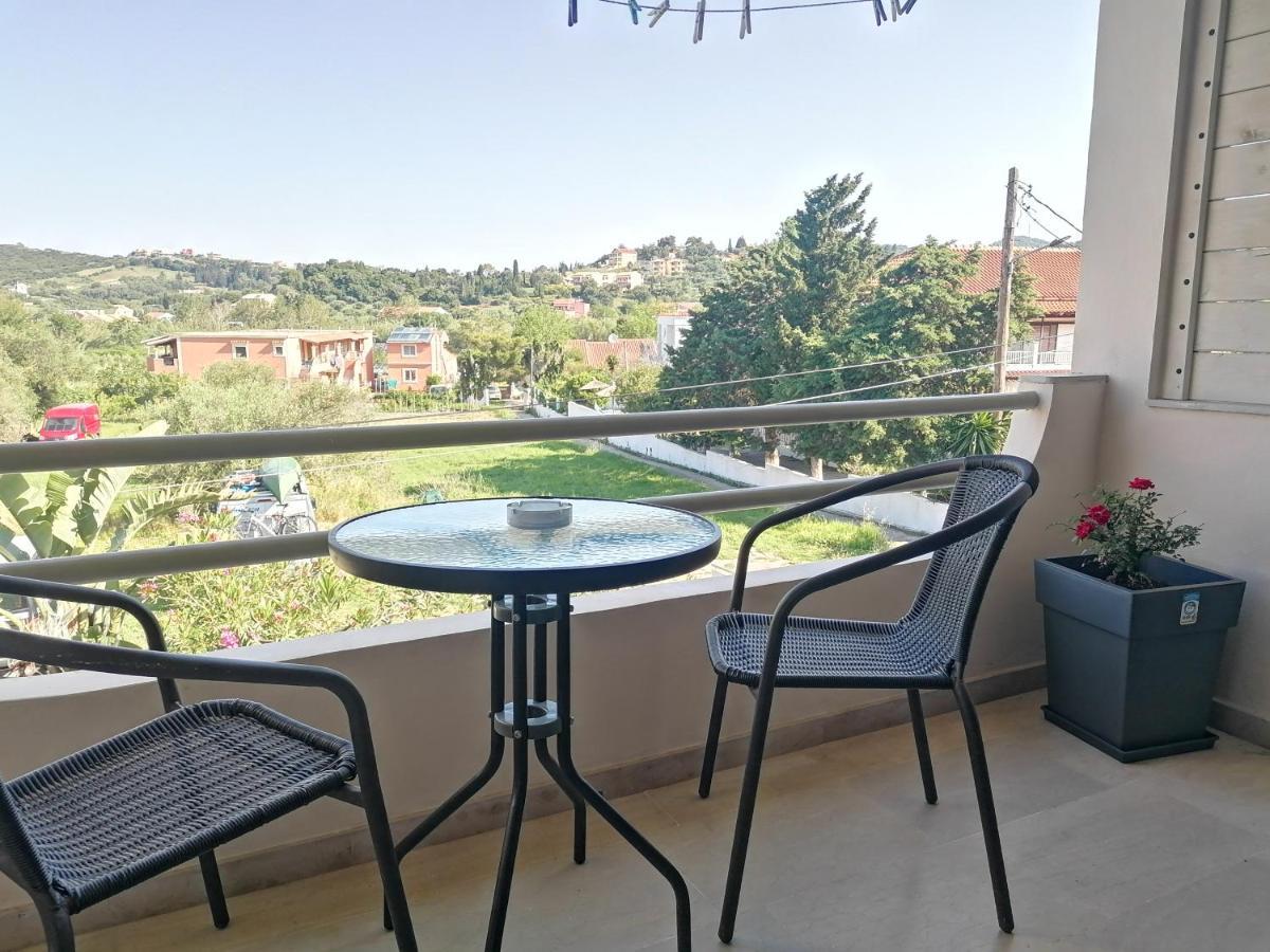 Makis Apartments أريلاز المظهر الخارجي الصورة
