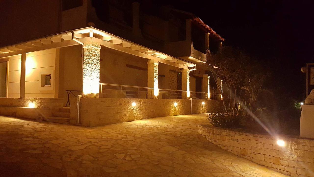 Makis Apartments أريلاز المظهر الخارجي الصورة